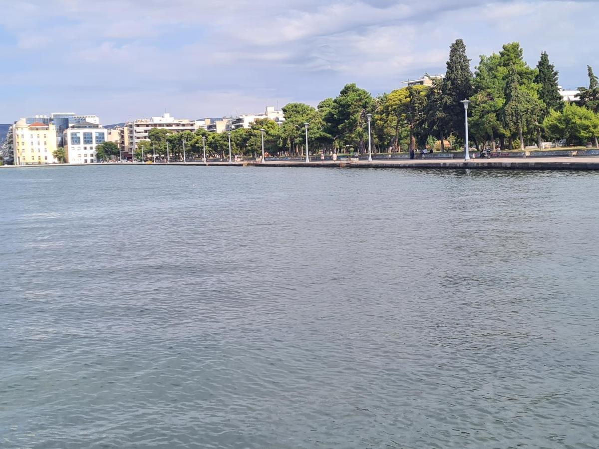 Fay'S Luxury Loft Lägenhet Volos Exteriör bild