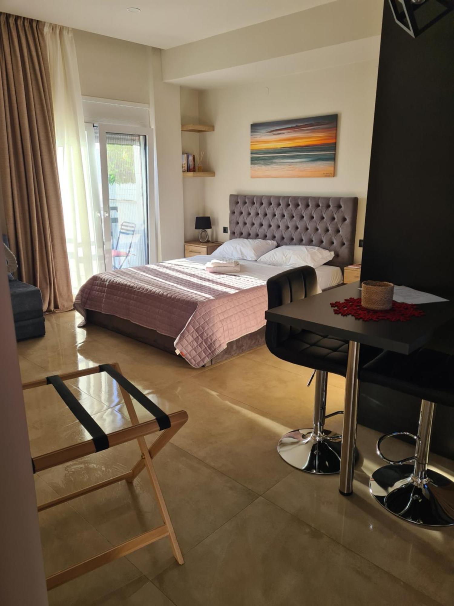 Fay'S Luxury Loft Lägenhet Volos Exteriör bild